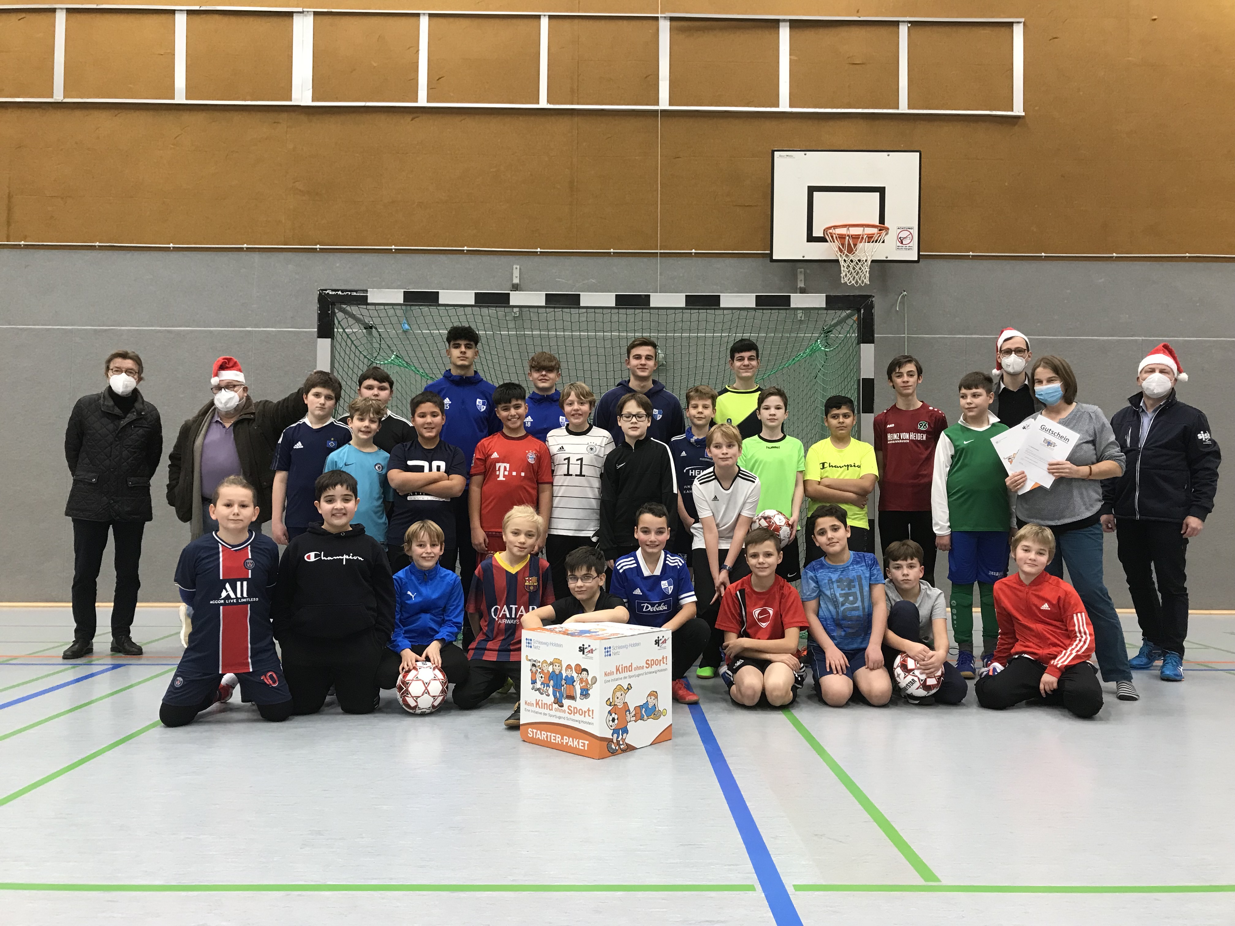 Starter-Paket an den SC Pinneberg am 02.12.2021 verliehen!